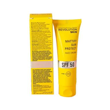 کرم ضد آفتاب رولوشن SPF50 مدل Mattify حجم 50 میل